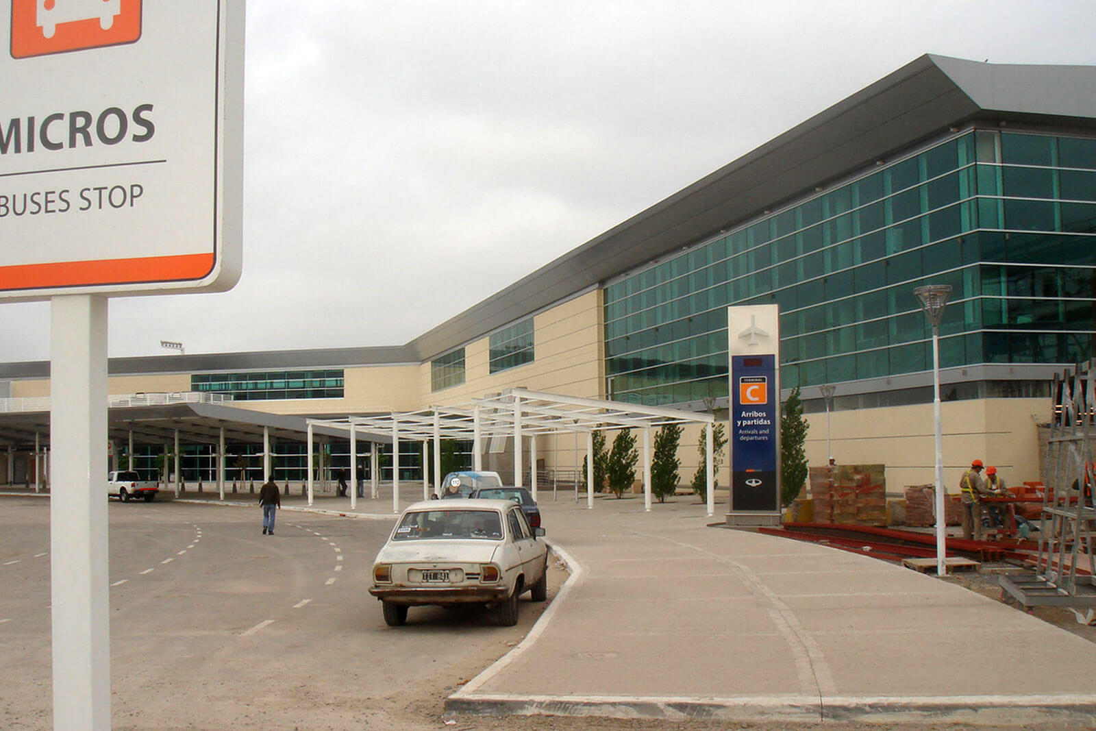 Aeropuerto Ezeiza - Cuzzuol